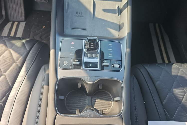 Used BYD Sealion 07 EV 2025 550 All-Wheel Drive Intelligent Driving Version Gear Lever