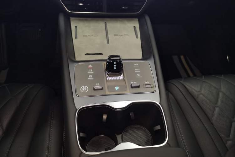 Used BYD Sealion 07 EV 2025 610 Intelligent Driving Edition Gear Lever