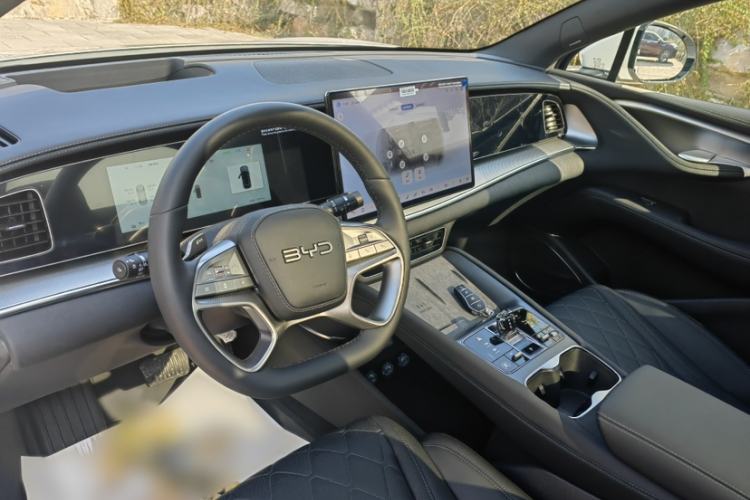 Used BYD Sealion 07 EV 2025 610 Intelligent Driving Edition Interior 2