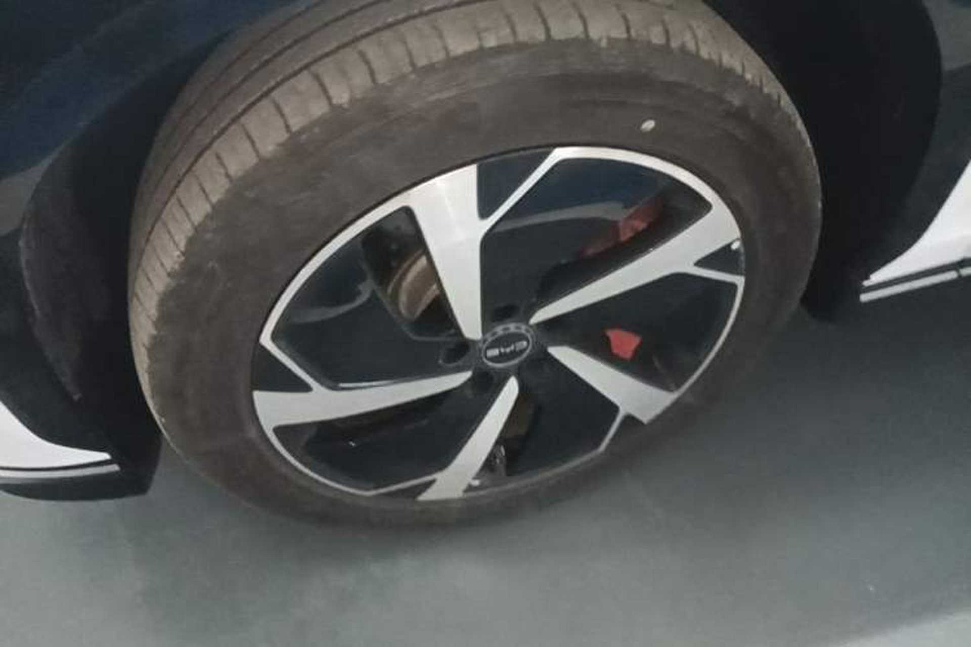 Used BYD Sealion 07 EV 2025 610 Zhihang Edition Left Front Wheel Hub