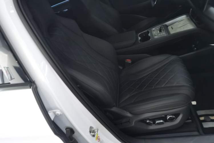 Used BYD Sealion 07 EV 2025 610 Intelligent Driving Edition Right Front Seat