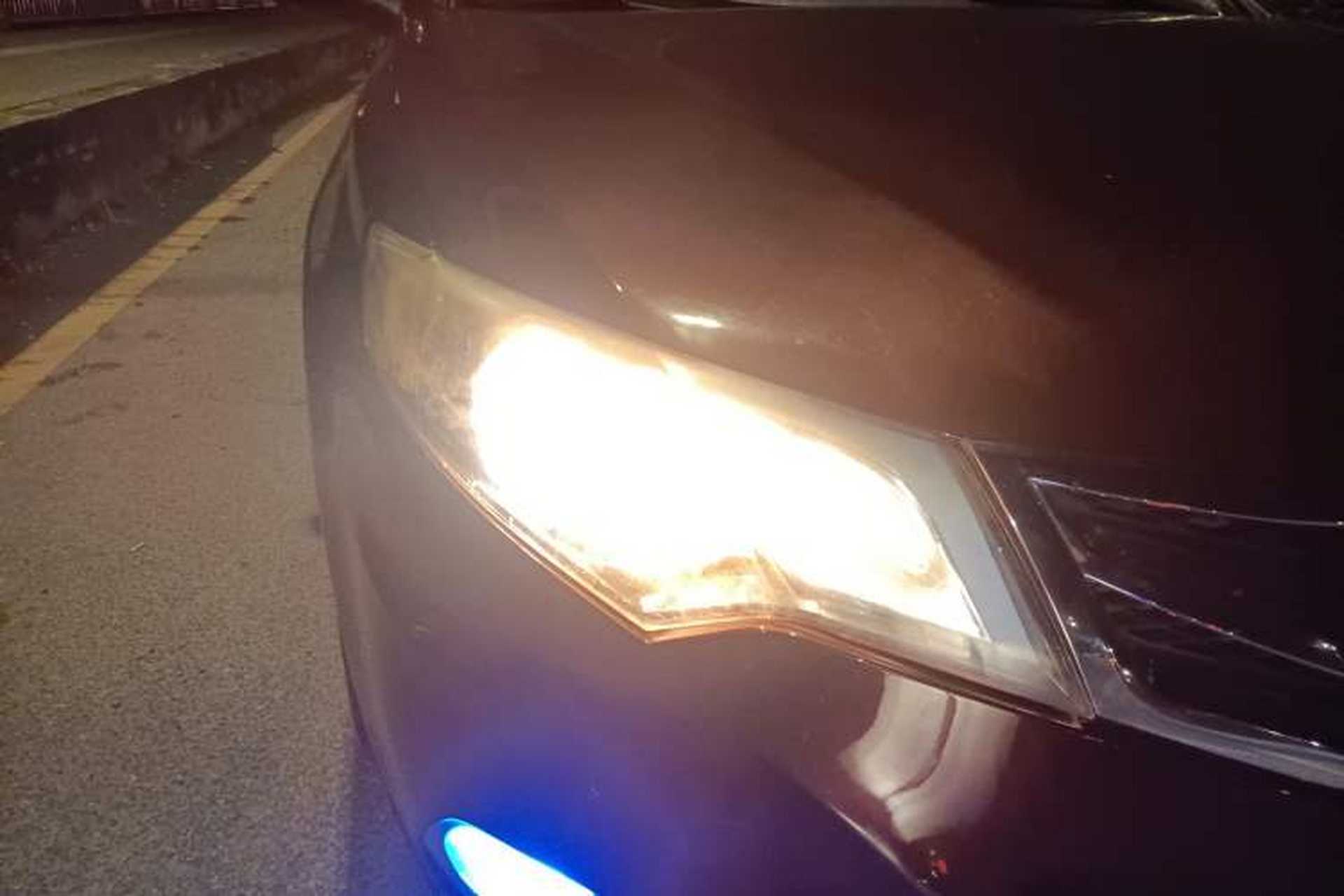 Used BYD Sirui 2013 1.5TID Automatic Prestige Model Right Front Headlight