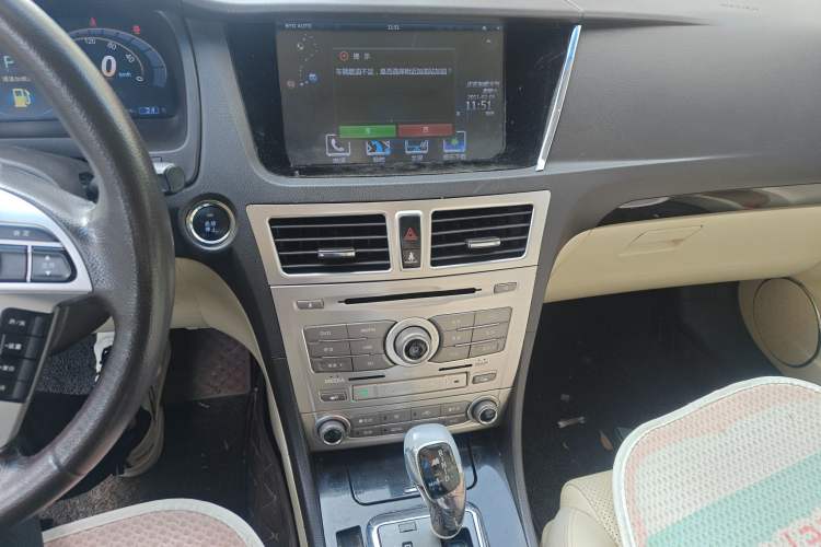 Used BYD Sirui 2013 1.5TID Automatic Prestige Model Audio And AC Panel