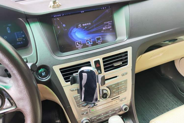 Used BYD Sirui 2013 1.5TID Automatic Prestige Model Audio And AC Panel