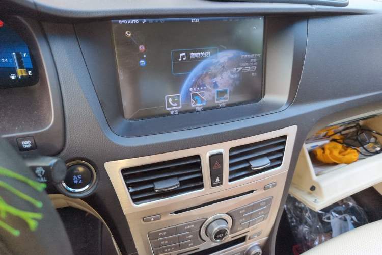 Used BYD Sirui 2013 1.5TID Automatic Luxury Model Audio And AC Panel