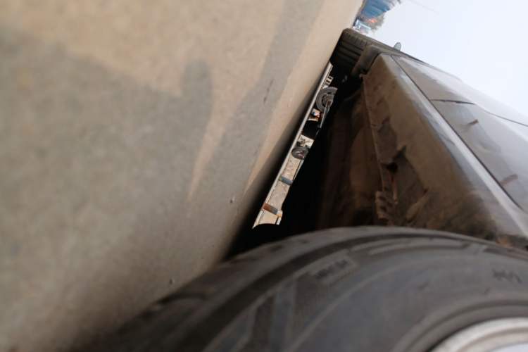 Used BYD Sirui 2013 1.5TID Automatic Prestige Model Chassis Rear Left
