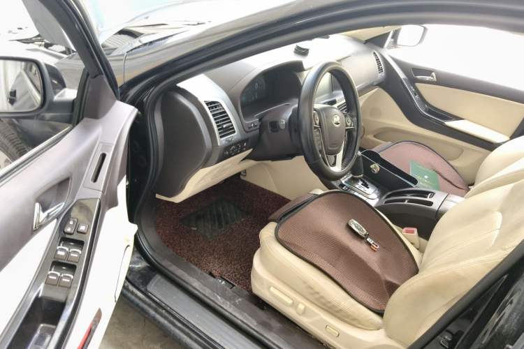 Used BYD Sirui 2013 1.5TID Automatic Prestige Model Driver Seat
