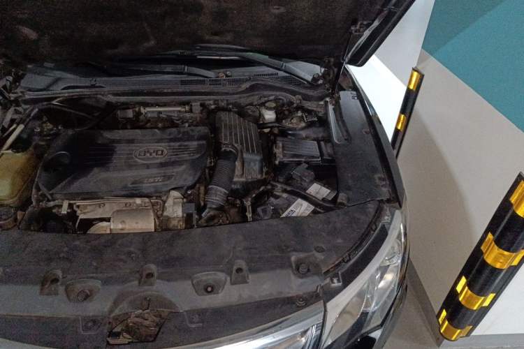 Used BYD Sirui 2013 1.5TID Automatic Prestige Model Engine Bay Left