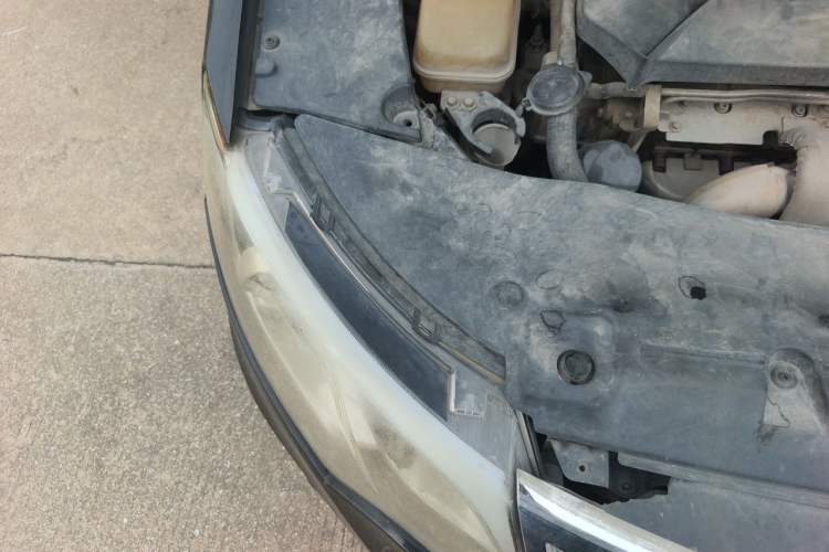 Used BYD Sirui 2013 1.5TID Automatic Prestige Model Engine Bay Right