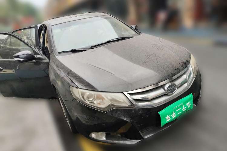 Used BYD Sirui 2013 1.5TID Automatic Prestige Model Front Right 45 Deg