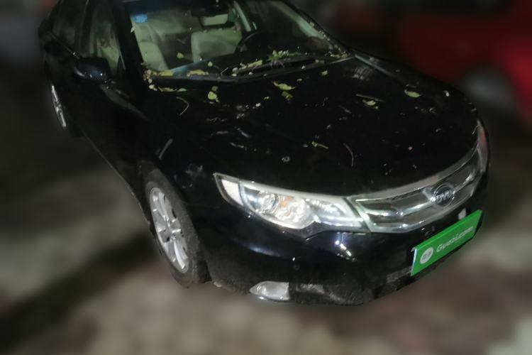 Used BYD Sirui 2013 1.5TID Automatic Prestige Model Front Right 45 Deg