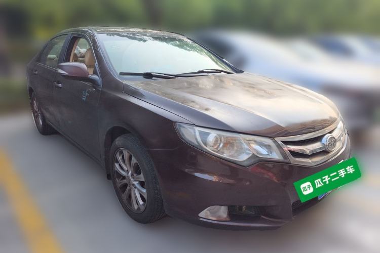 Used BYD Sirui 2013 1.5TID Automatic Luxury Model Front Right 45 Deg