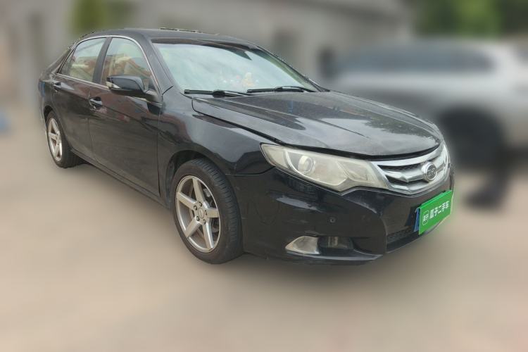 Used BYD Sirui 2013 1.5TID Automatic Prestige Model Front Right 45 Deg