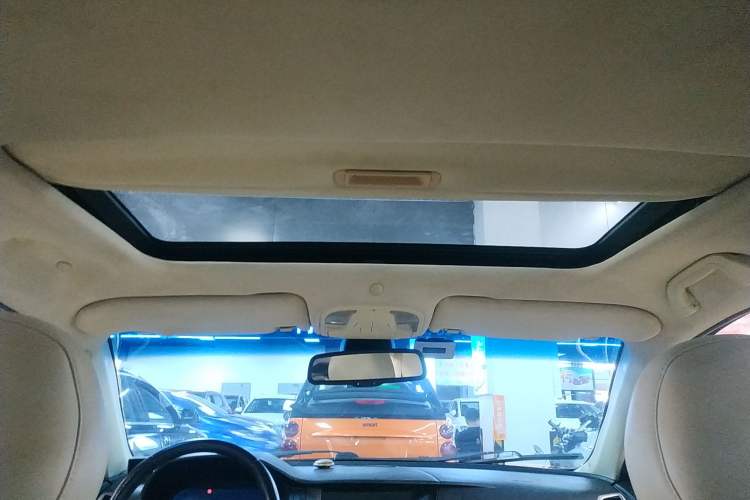 Used BYD Sirui 2013 1.5TID Automatic Prestige Model Headliner