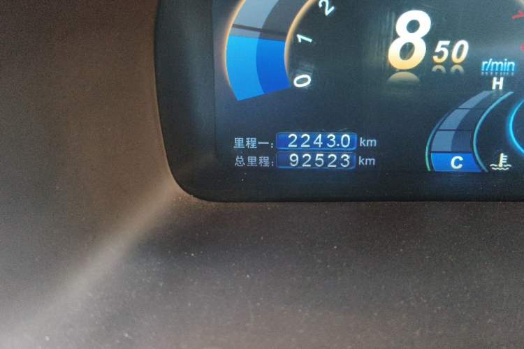Used BYD Sirui 2013 1.5TID Automatic Prestige Model Odometer Close Up