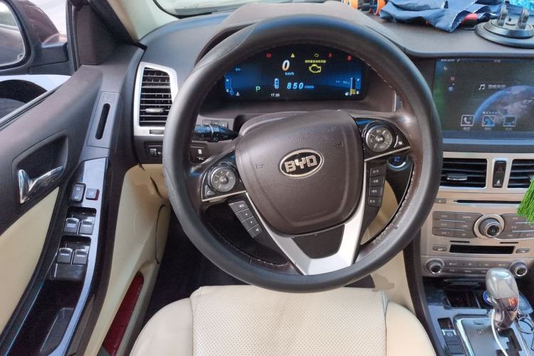 Used BYD Sirui 2013 1.5TID Automatic Luxury Model Steering Wheel