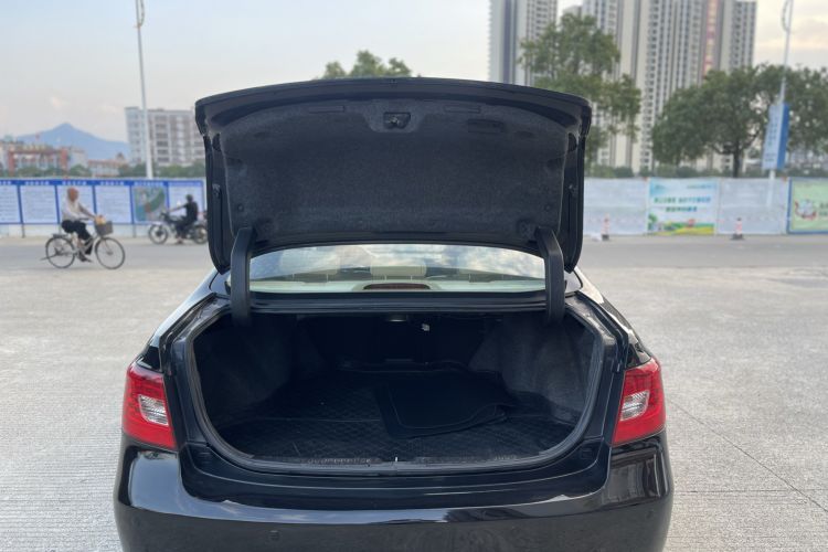 Used BYD Sirui 2013 1.5TI Manual Luxury Model Trunk