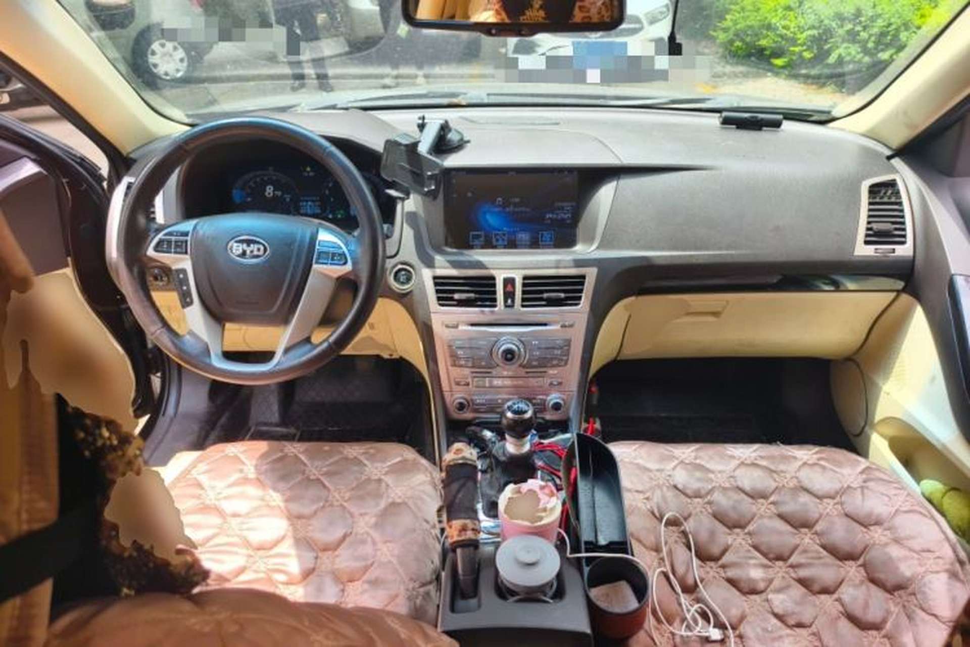 Used BYD Sirui 2013 1.5TI Manual Luxury Model Center Console