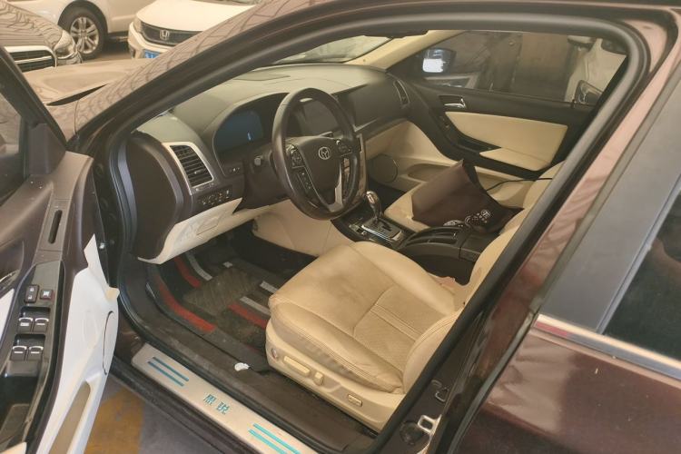 Used BYD Sirui 2013 1.5TID Automatic Prestige Model Driver Seat
