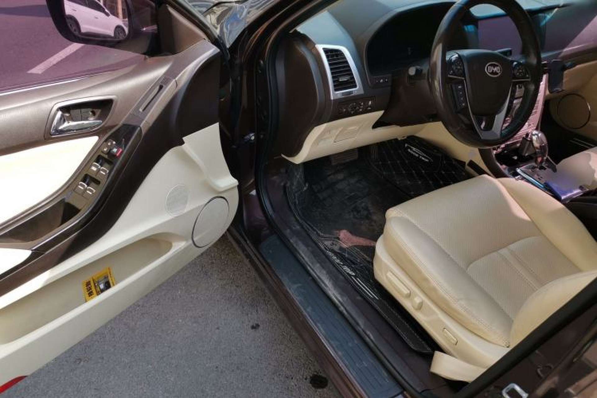 Used BYD Sirui 2013 1.5TID Automatic Prestige Model Driver Seat
