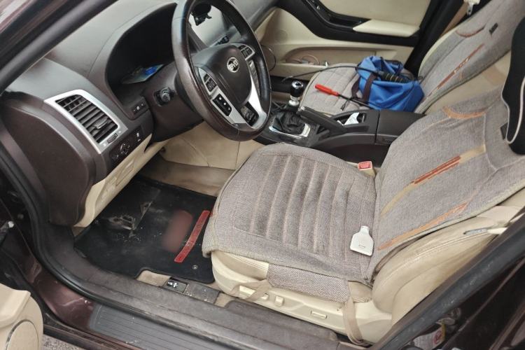 Used BYD Sirui 2013 1.5TI Manual Luxury Model Driver Seat