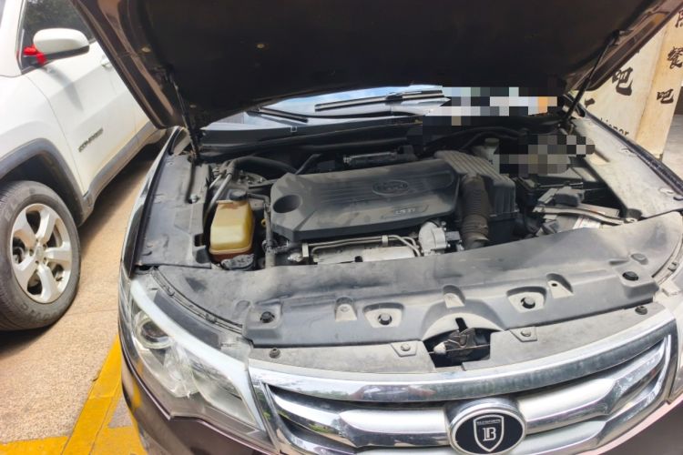 Used BYD Sirui 2013 1.5TI Manual Luxury Model Engine Bay Right