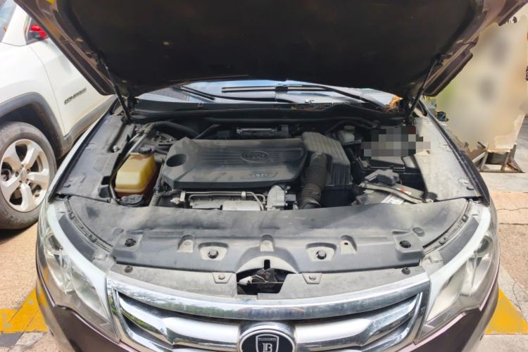 Used BYD Sirui 2013 1.5TI Manual Luxury Model Engine Bay