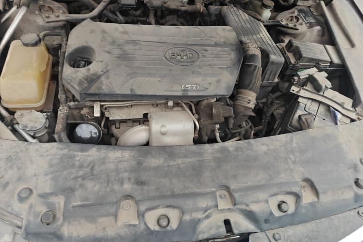 Used BYD Sirui 2013 1.5TI Manual Luxury Model Engine Bay
