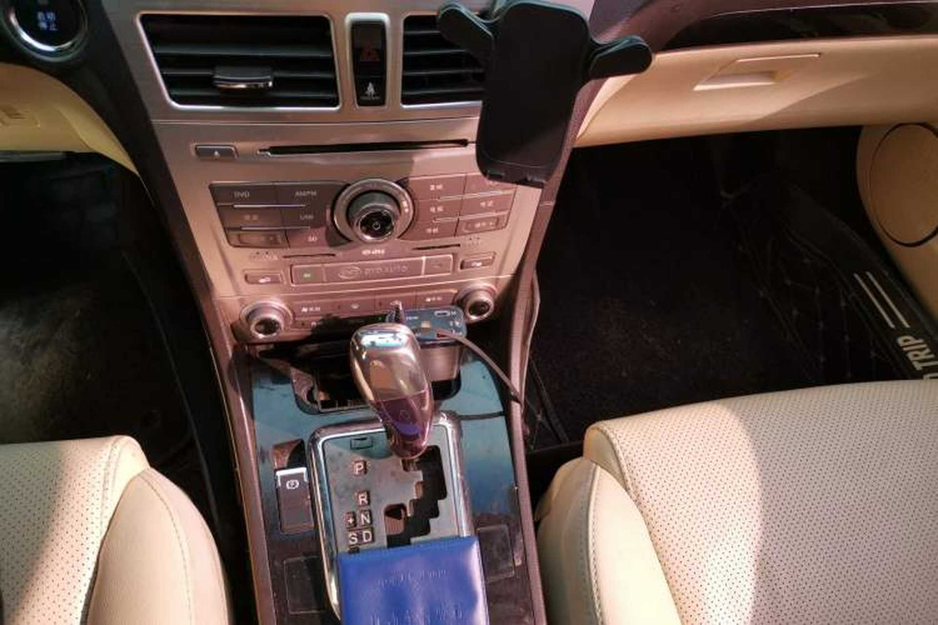 Used BYD Sirui 2013 1.5TID Automatic Prestige Model Gear Lever