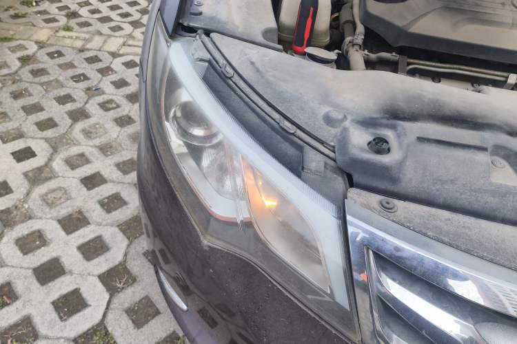 Used BYD Sirui 2013 1.5TI Manual Luxury Model Right Front Headlight