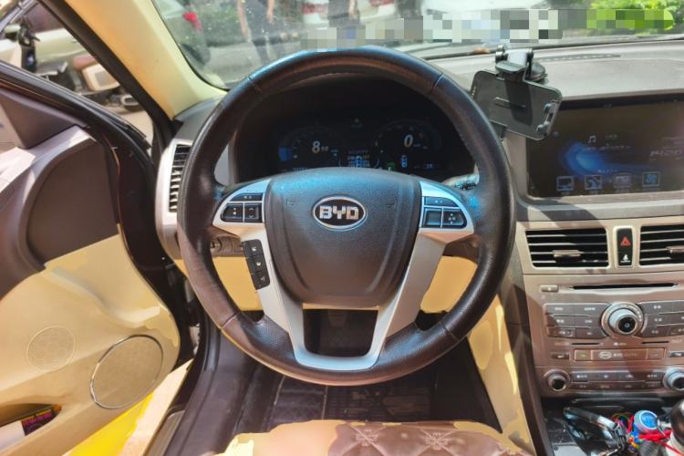 Used BYD Sirui 2013 1.5TI Manual Luxury Model Steering Wheel