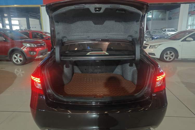 Used BYD Sirui 2013 1.5TID Automatic Prestige Model Trunk