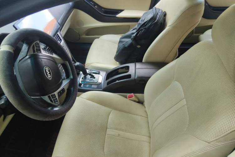 Used BYD Sirui 2013 1.5TID Automatic Prestige Model Left Front Seat