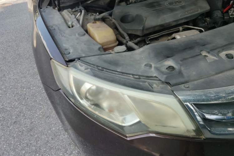 Used BYD Sirui 2013 1.5TID Automatic Prestige Model Right Front Headlight