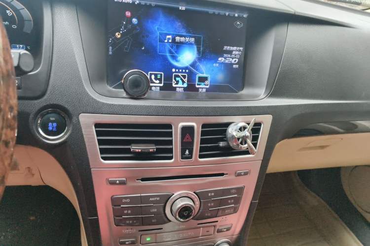 Used BYD Sirui 2013 1.5TID Automatic Prestige Model Audio And AC Panel
