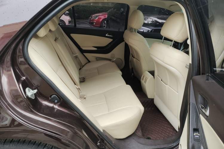 Used BYD Sirui 2013 1.5TID Automatic Prestige Model Right Rear Seat