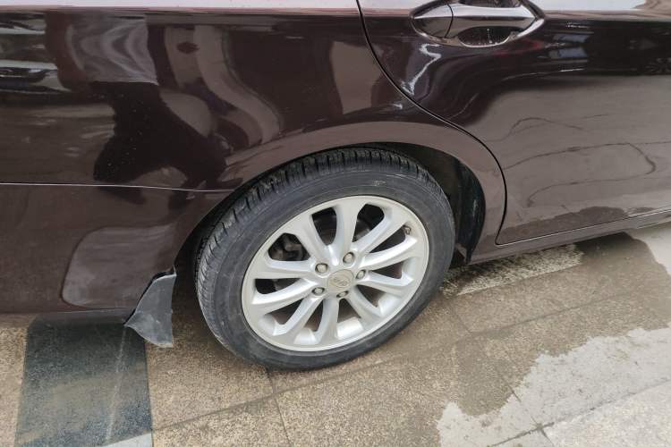 Used BYD Sirui 2013 1.5TID Automatic Prestige Model Right Rear Wheel Hub