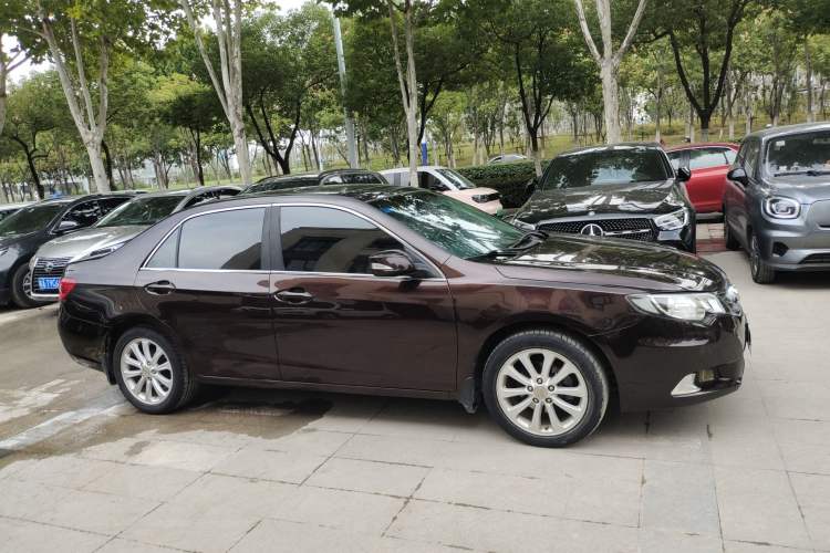 Used BYD Sirui 2013 1.5TID Automatic Prestige Model Right Side