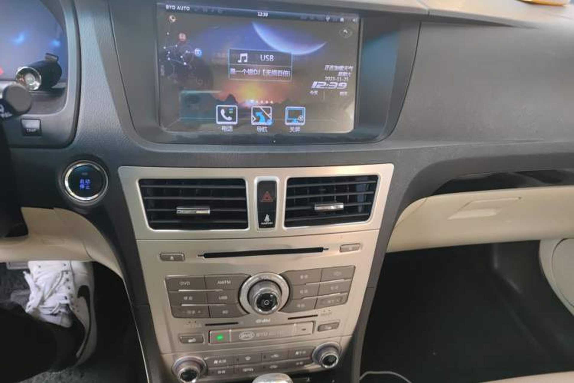 Used BYD Sirui 2013 1.5TID Automatic Prestige Model Audio And AC Panel
