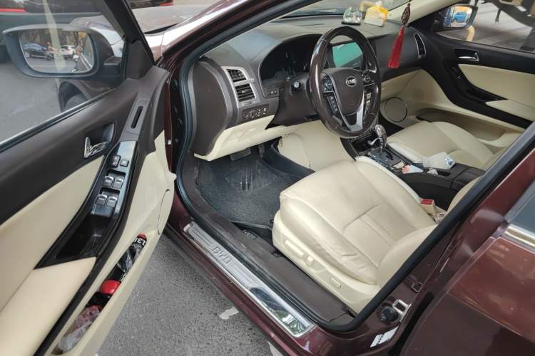 Used BYD Sirui 2013 1.5TID Automatic Prestige Model Driver Seat