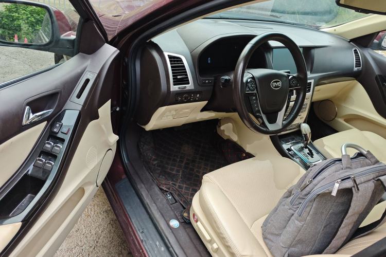 Used BYD Sirui 2013 1.5TID Automatic Prestige Model Driver Seat