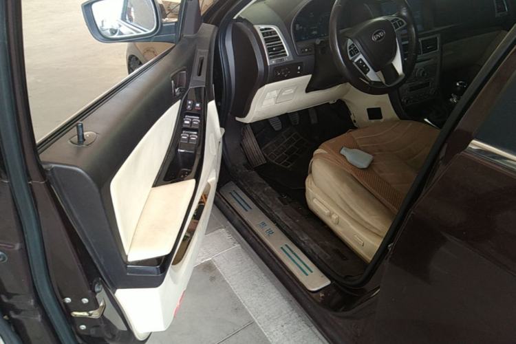 Used BYD Sirui 2013 1.5TI Manual Luxury Model Driver Seat