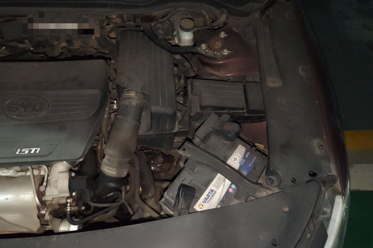 Used BYD Sirui 2013 1.5TI Manual Luxury Model Engine Bay Left
