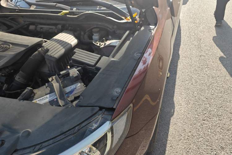 Used BYD Sirui 2013 1.5TI Manual Luxury Model Engine Bay Left