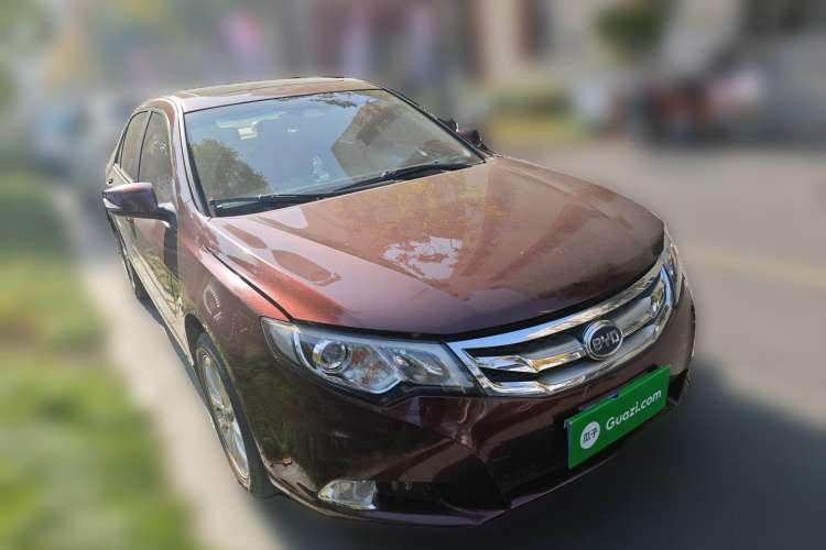 Used BYD Sirui 2013 1.5TI Manual Luxury Model Front Right 45 Deg