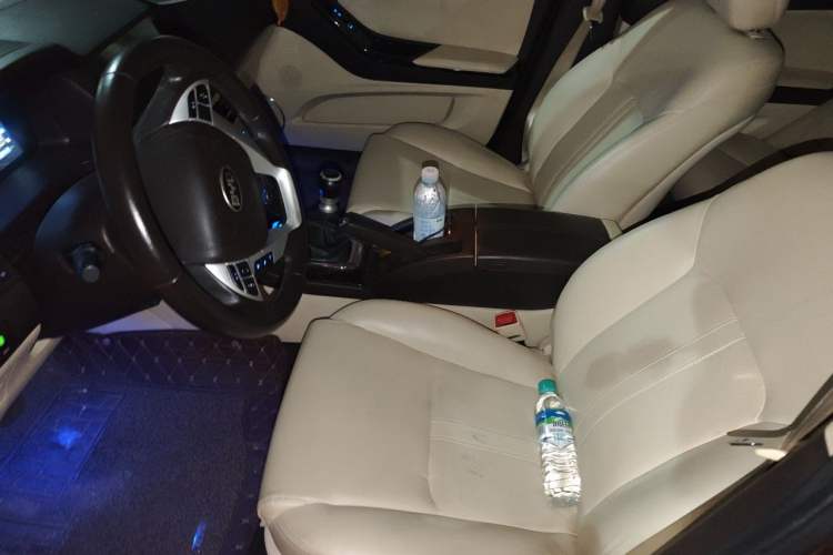 Used BYD Sirui 2013 1.5TI Manual Luxury Model Left Front Seat