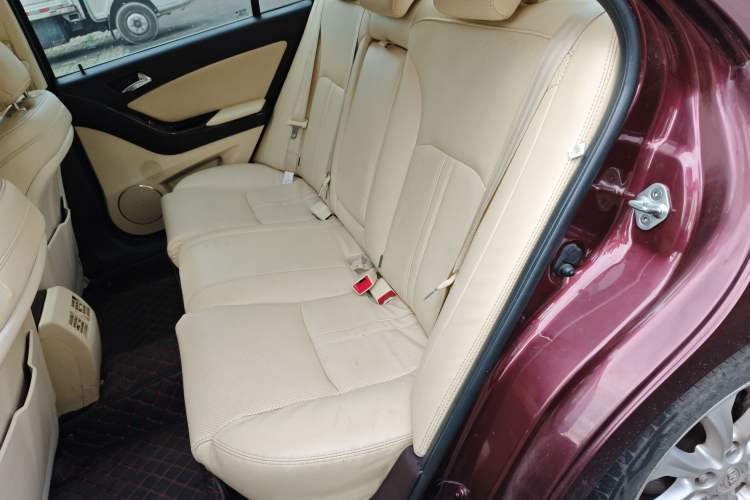 Used BYD Sirui 2013 1.5TID Automatic Prestige Model Left Rear Seat