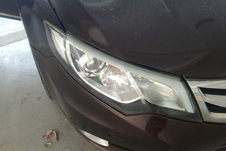 Used BYD Sirui 2013 1.5TI Manual Luxury Model Right Front Headlight