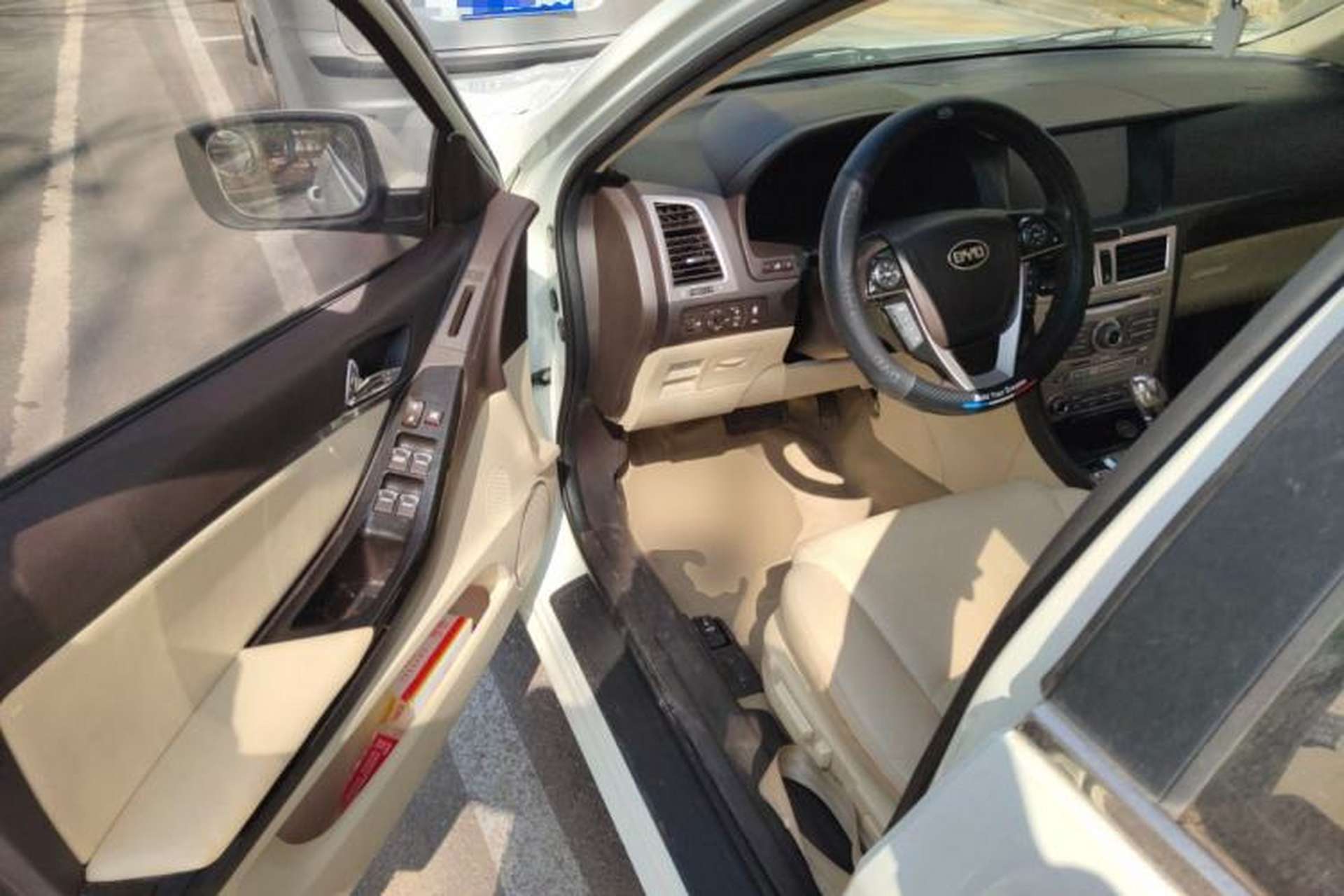 Used BYD Sirui 2013 1.5TID Automatic Prestige Model Driver Seat