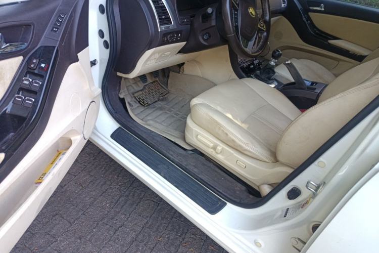 Used BYD Sirui 2013 1.5TI Manual Luxury Model Driver Seat